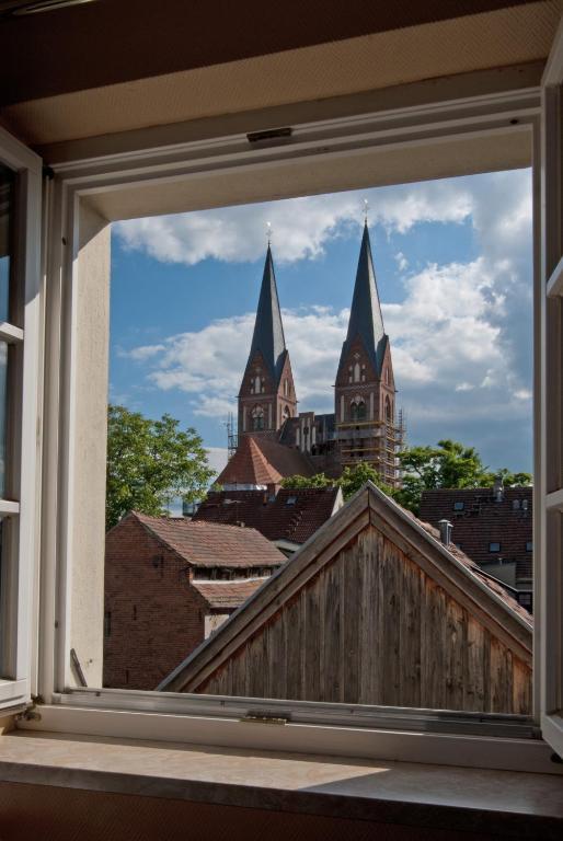 Up Hus Hotel Neuruppin Exterior foto